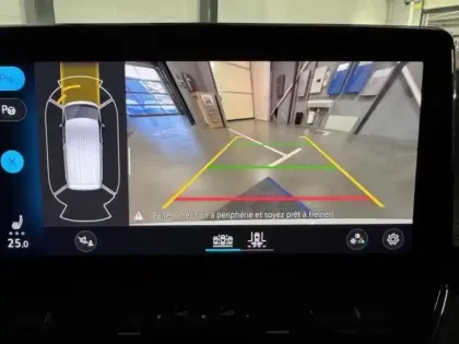 Photo 7 Volkswagen Id. Buzz Cargo  204ch 77kWh