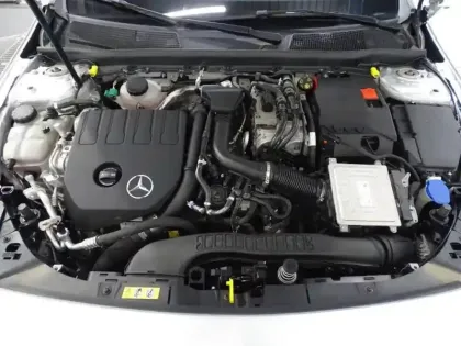 Photo 9 Mercedes Classe A  250 e 160+102ch Progressive Line 8G-DCT 8cv