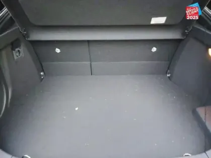 Photo 13 Toyota C-HR  2.0 Hybride Rechargeable 225ch Collection Premiere MY25