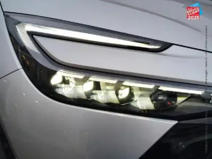 Photo 27 Toyota C-HR  2.0 Hybride Rechargeable 225ch Collection Premiere MY25