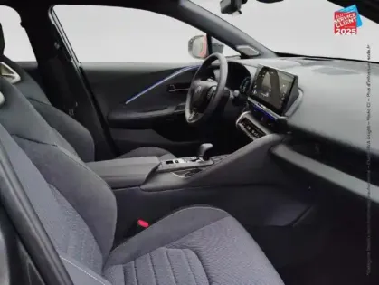 Photo 4 Toyota C-HR  2.0 Hybride Rechargeable 225ch Collection MY25