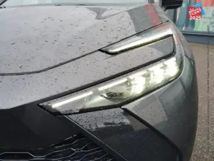 Photo 12 Toyota C-HR  2.0 Hybride Rechargeable 225ch Collection MY25