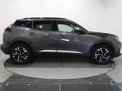 Photo 3 Peugeot 2008  1.2 PureTech 130ch S&S Roadtrip EAT8