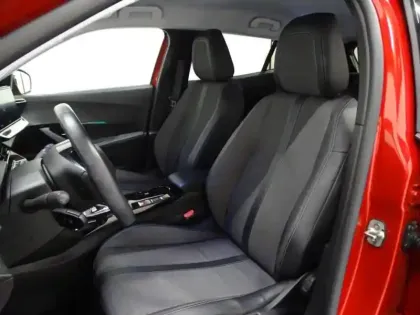 Photo 10 Peugeot 2008  e- 136ch Allure Business