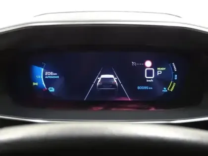 Photo 8 Peugeot 2008  e- 136ch Allure Business