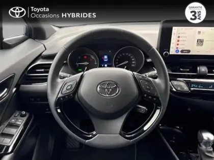 Photo 12 Toyota C-HR  1.8 Hybride 122ch Design E-CVT