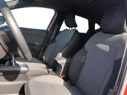 Photo 1 Renault Captur  1.6 E-Tech full hybrid 145ch Techno