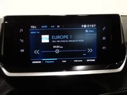 Photo 14 Peugeot 208  1.5 BlueHDi 100ch S&S Allure