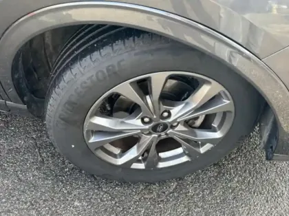 Photo 6 Ford Kuga Gén. III Ph1 ST-Line X 5