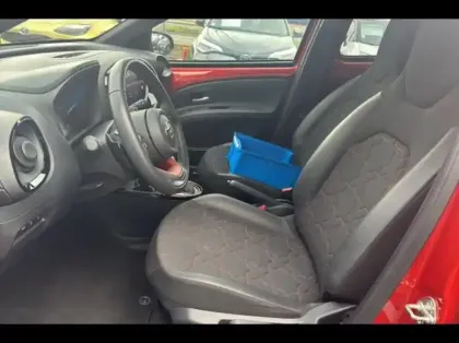 Photo 9 Toyota Aygo  X 1.0 VVT-i 72ch Collection S-CVT