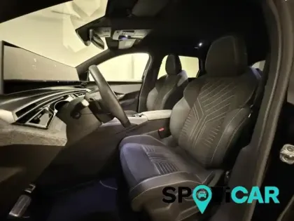 Photo 9 Peugeot 5008  Hybrid 145ch GT e-DCS6