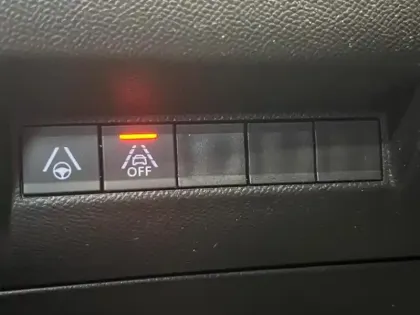 Photo 10 Peugeot 2008  e- 136ch GT