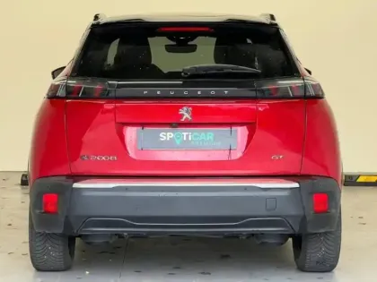 Photo 3 Peugeot 2008  e- 136ch GT