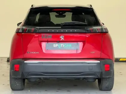 Photo 4 Peugeot 2008  e- 136ch GT