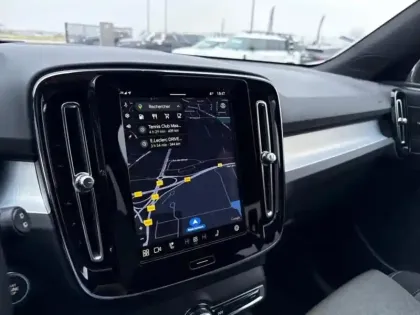 Photo 8 Volvo Xc40  B3 163ch Plus DCT 7