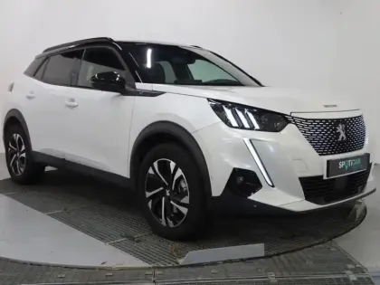 Photo 2 Peugeot 2008  e- 136ch GT