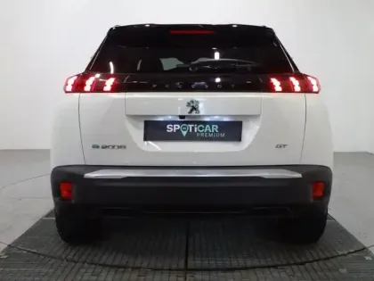 Photo 4 Peugeot 2008  e- 136ch GT