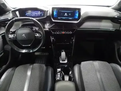 Photo 6 Peugeot 2008  e- 136ch GT