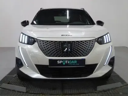 Photo 1 Peugeot 2008  e- 136ch GT