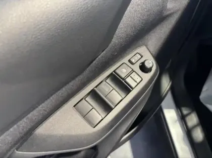 Photo 12 Toyota Yaris  Cross 116h Dynamic MY22