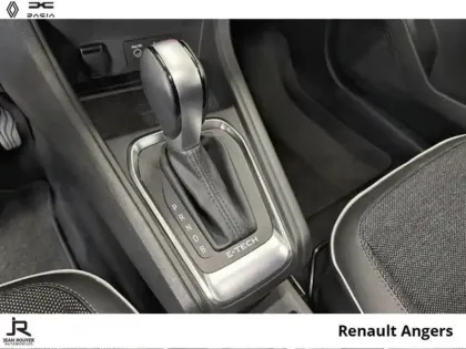 Photo 5 Renault Captur  E-Tech hybride 145ch Intens