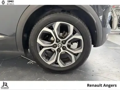 Photo 7 Renault Captur  E-Tech hybride 145ch Intens