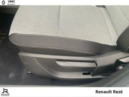 Photo 14 Renault Clio  1.5 Blue dCi 100ch Evolution - 24