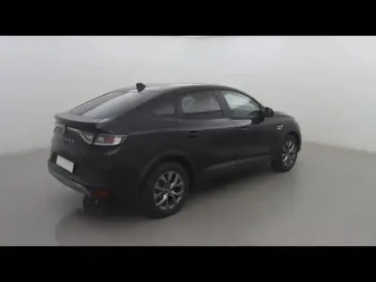 Photo 11 Renault Arkana  1.3 TCe 140ch mild hybrid Evolution EDC -24