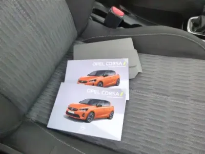 Photo 10 Opel Corsa  1.2 75ch Elegance Business