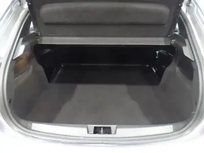 Photo 8 Peugeot 208  Affaire 1.2 PureTech 75ch S&S Premium