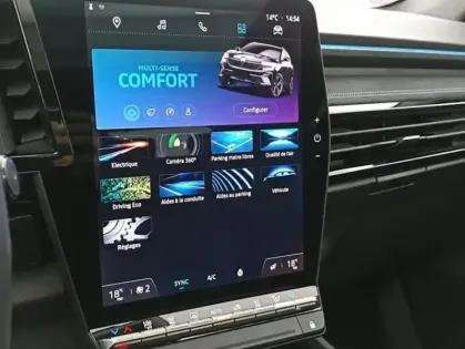 Photo 7 Renault Austral  1.2 E-Tech full hybrid 200ch Techno esprit Alpine - 23