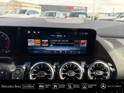 Photo 7 Mercedes GLA  180 136ch AMG Line 7G-DCT