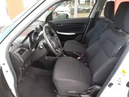 Photo 9 Suzuki Swift  1.2 Dualjet Hybrid 83ch Avantage