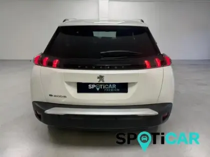 Photo 4 Peugeot 2008  e- 136ch Allure