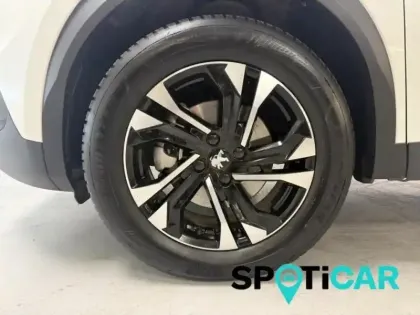 Photo 7 Peugeot 2008  e- 136ch Allure