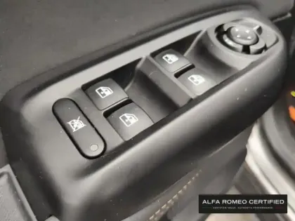 Photo 14 Alfa Romeo Tonale  1.5 Hybrid 130ch Sprint TCT