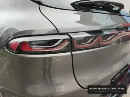 Photo 11 Alfa Romeo Tonale  1.5 Hybrid 130ch Sprint TCT