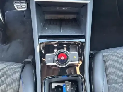 Photo 11 Volkswagen Tiguan  2.0 TDI 150ch R-Line Exclusive DSG7