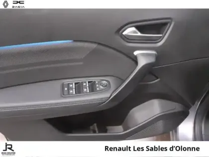 Photo 13 Renault Symbioz  1.6 E-Tech full hybrid 145ch esprit Alpine