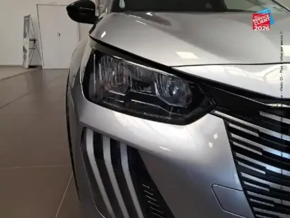 Photo 12 Peugeot 208  1.2 Hybrid 110ch Envy e-DCS6