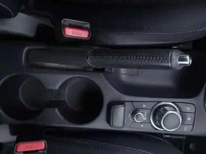 Photo 13 Mazda Mazda2 Mazda 2 1.5 SKYACTIV-G M Hybrid 90ch Sélection 5cv