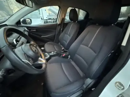 Photo 3 Mazda Mazda2 Mazda 2 1.5 SKYACTIV-G M Hybrid 90ch Sélection 5cv