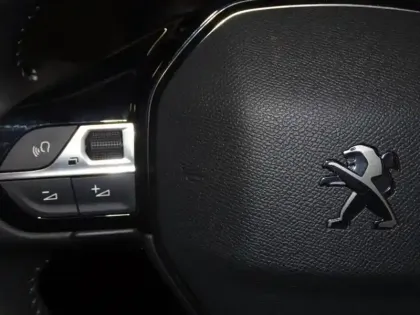 Photo 12 Peugeot 208  1.2 PureTech 75ch S&S Active