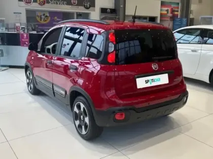 Photo 6 Fiat Panda  Classic 1.0 70ch BSG S&S Pandina Step 2