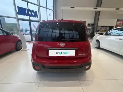 Photo 4 Fiat Panda  Classic 1.0 70ch BSG S&S Pandina Step 2