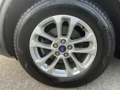 Photo 8 Ford Kuga  1.5 EcoBlue 120ch Titanium 7cv