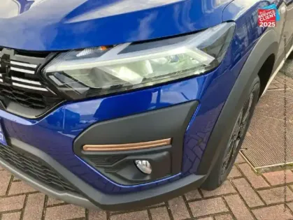 Photo 12 Dacia Sandero  1.0 ECO-G 100ch Stepway Extreme + -24