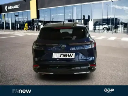 Photo 4 Renault Espace  1.2 E-Tech full hybrid 200ch esprit Alpine 7 places - 25