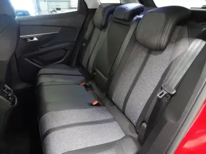 Photo 12 Peugeot 3008  1.5 BlueHDi 130ch E6.c Allure S&S