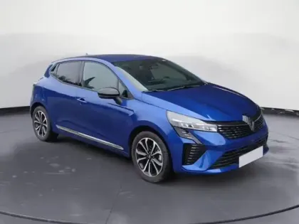 Photo 13 Renault Clio  1.6 E-Tech 145ch full hybrid Techno - 24